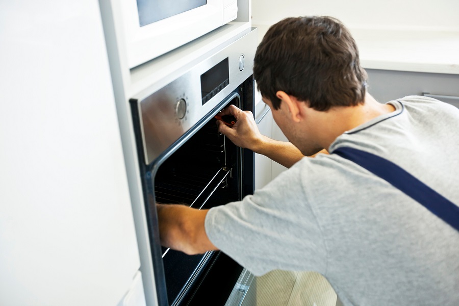 Get your refrigerators work properly with the help of expert repairers